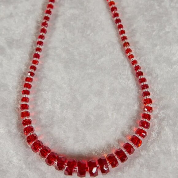 Vintage ART DECO Ruby Red Translucent Lucite Bead Necklace - Picture 4 of 6